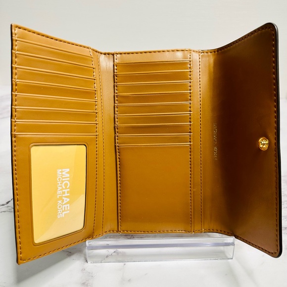 NEW! Michael Kors Large Brown & Acorn Logo & Leather Tri-Fold Wallet - Picture 10 of 12